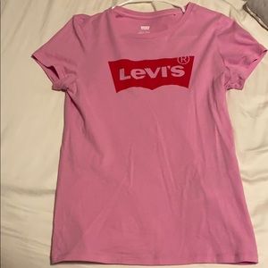 Levi’s top